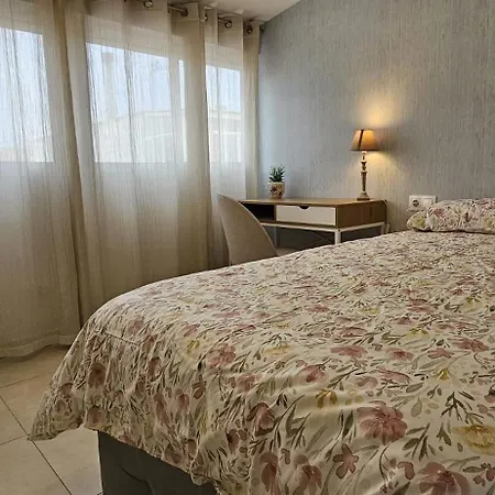 Apartment Amazing Penthouse With Views To The Castle *